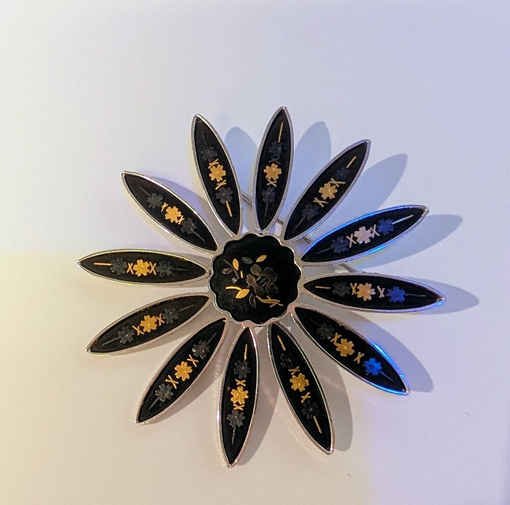 Amita Japan Brooch Pin Starburst Daisy Floral Vintage Sterling Silver Black